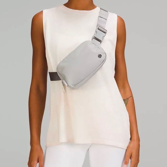 lululemon athletica Bags New Lululemon Everywhere Belt Bag Color